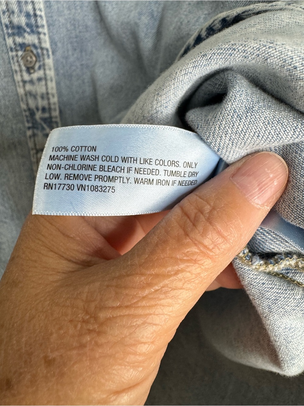 Universal Threads Denim Oversized Shirt/Shacket - Picture 5 of 6